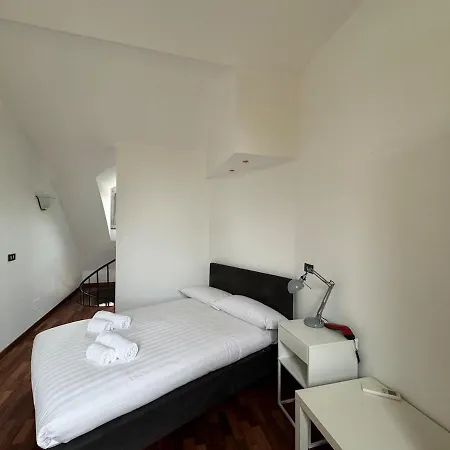 Penthouse With Duomo View Apartamento Milán